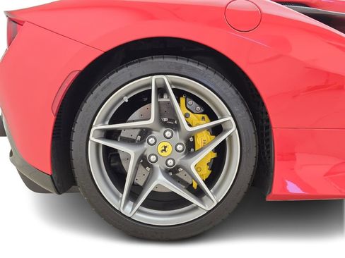 Used 2020 Ferrari F8 Tributo RWD image 7