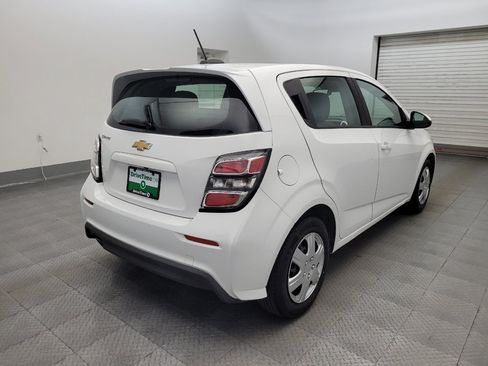 Used 2020 Chevrolet Sonic LT FWD image 9
