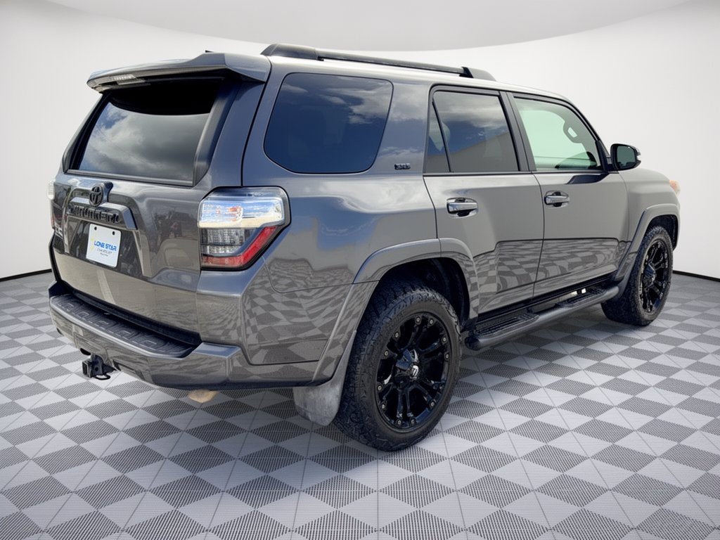 Used 2018 Toyota 4Runner SR5 Premium RWD image 9
