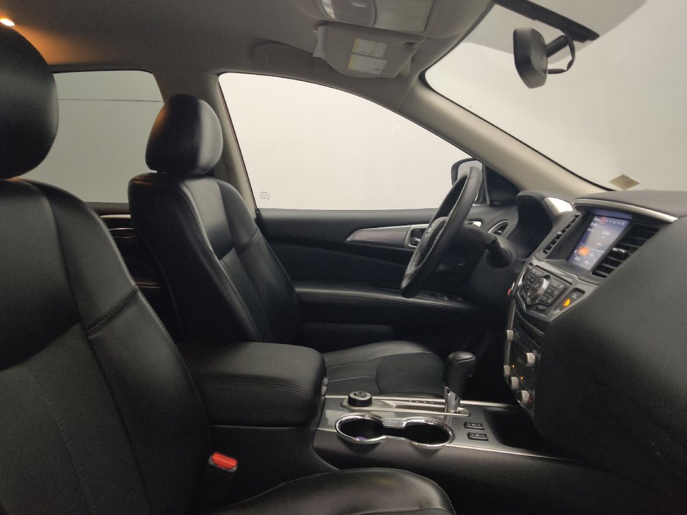 Used 2020 Nissan Pathfinder SL AWD/4WD image 21