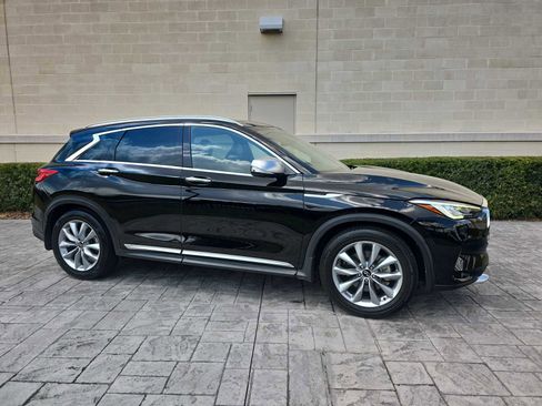 Used 2021 INFINITI QX50 Essential w/ Accent Package image 1