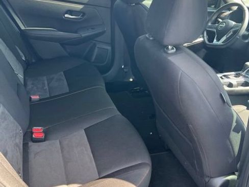 Used 2024 Nissan Sentra SR FWD image 19