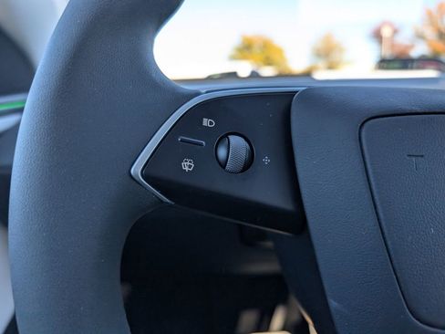 Used 2026 Tesla Model Y Long Range image 14