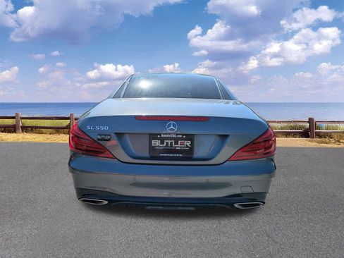 Used 2018 Mercedes-Benz SL 550 image 7