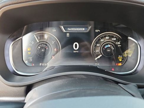 New 2026 RAM 2500 Laramie AWD/4WD image 13