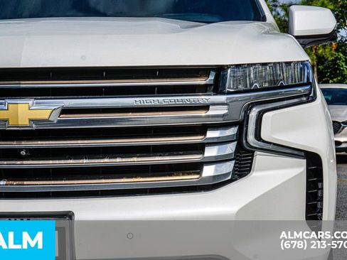 Used 2022 Chevrolet Suburban High Country image 12
