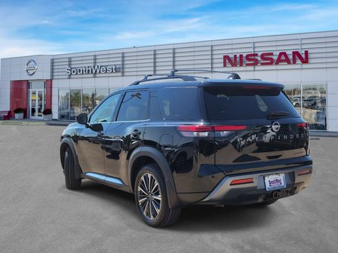 New 2026 Nissan Pathfinder Platinum FWD image 7