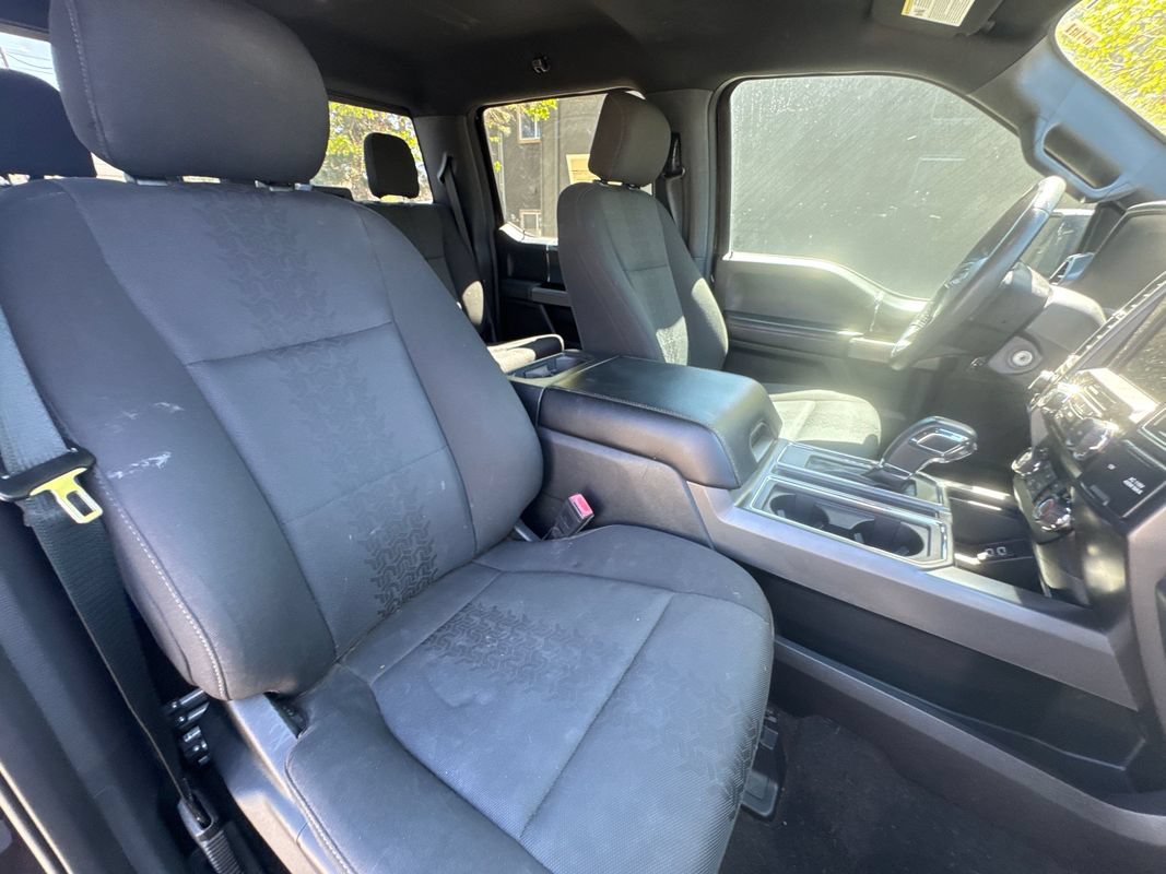 Used 2019 Ford F150 XLT w/ Equipment Group 302A Luxury AWD/4WD image 17