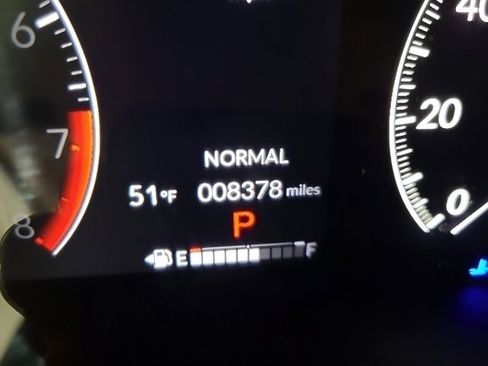 Certified 2025 Honda HR-V EX-L image 30