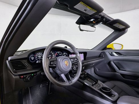 Used 2021 Porsche 911 Carrera RWD image 11