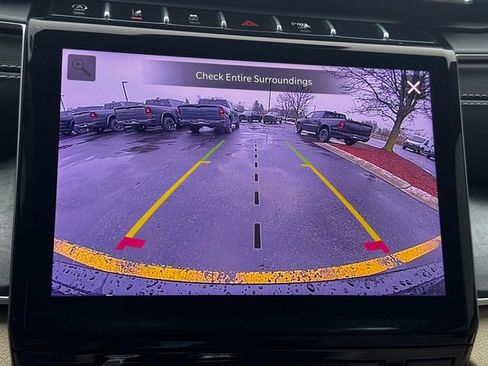 Certified 2025 Jeep Grand Cherokee Limited w/ Black Appearance Package image 33