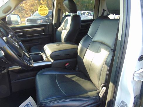 Used 2018 RAM 1500 Sport image 8