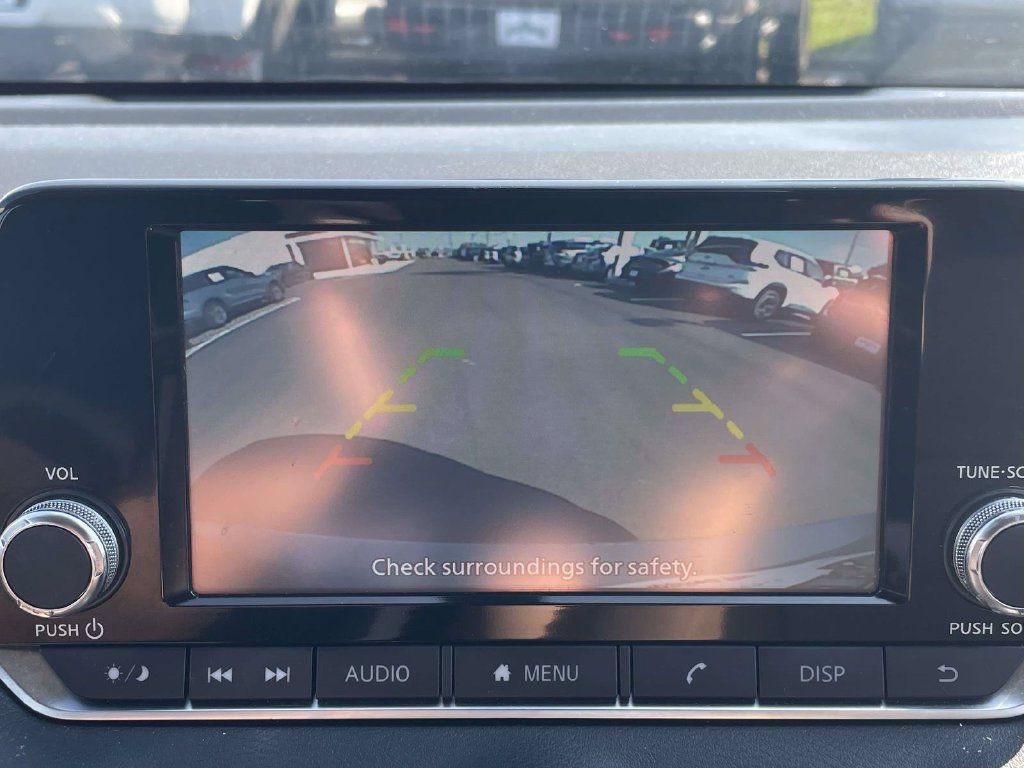 Used 2025 Nissan Sentra S FWD image 19