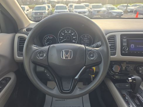 Used 2016 Honda HR-V LX image 20
