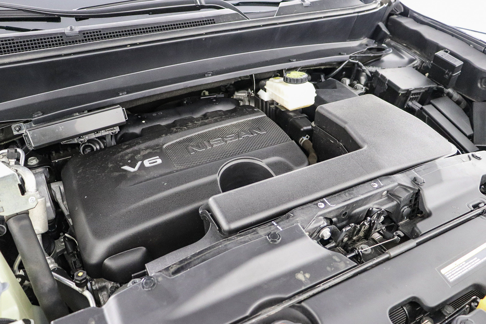 Used 2020 Nissan Pathfinder SV FWD image 27
