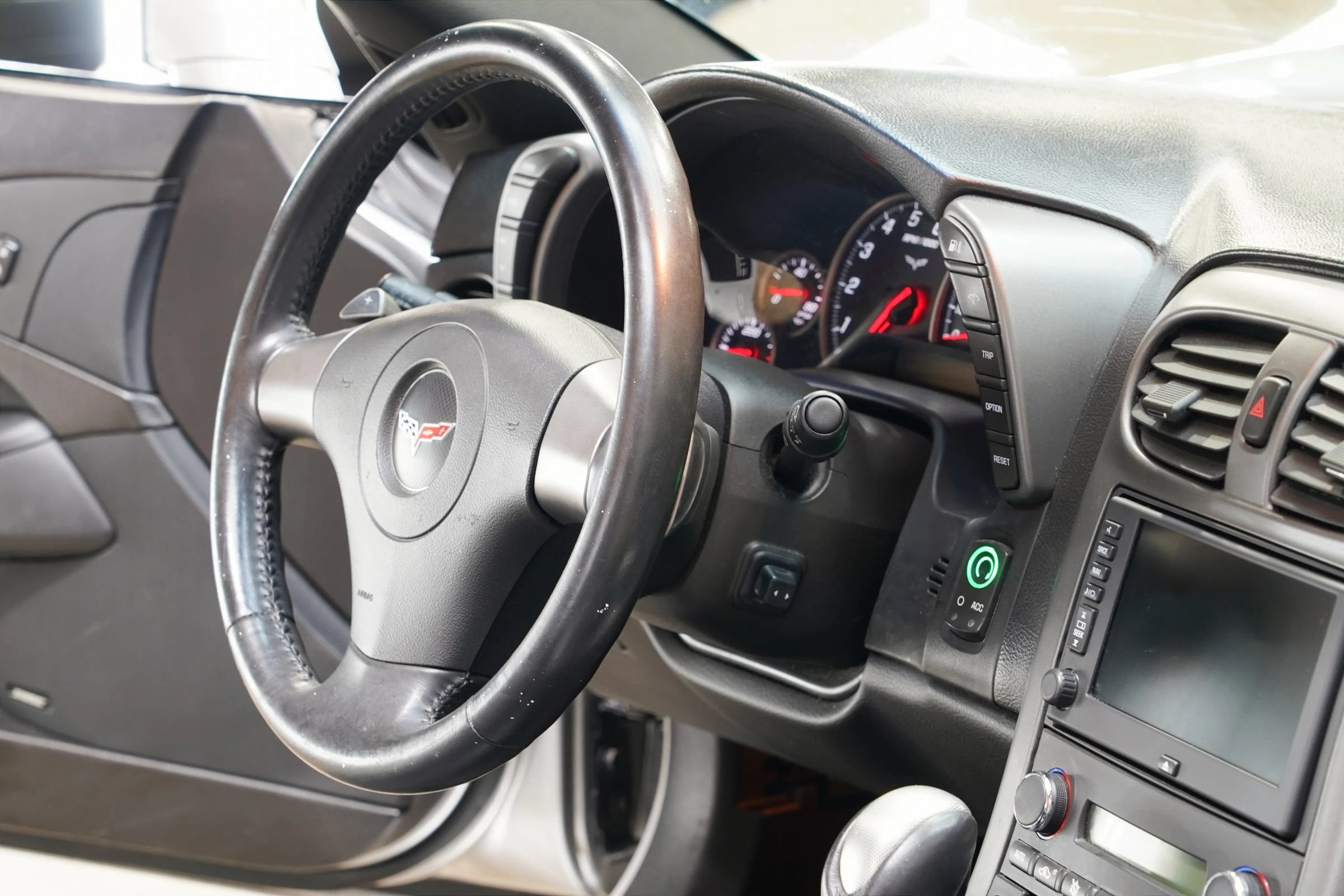 Used 2006 Chevrolet Corvette Coupe w/ Preferred Equipment Group RWD image 53