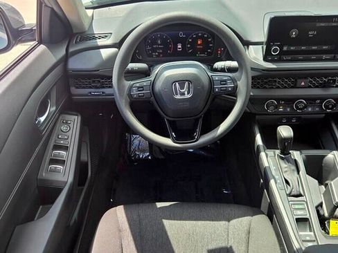 Used 2025 Honda Accord LX image 11