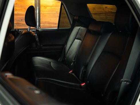Used 2023 Toyota 4Runner TRD Off-Road Premium w/ Off Road Premium Plus Package AWD/4WD image 10