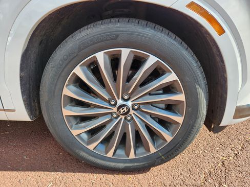 Certified 2023 Hyundai Palisade Calligraphy image 7