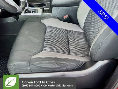 Used 2017 Toyota Tundra SR5 AWD/4WD image 20