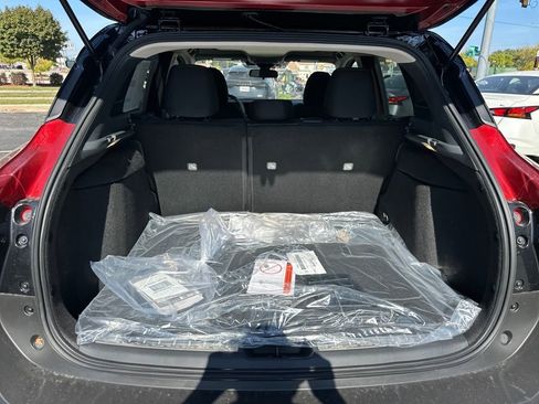 New 2026 Nissan Kicks SV w/ SV Premium Package image 34