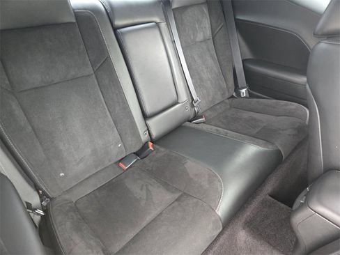 Used 2018 Dodge Challenger R/T Scat Pack image 18