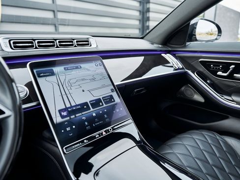 Used 2024 Mercedes-Benz S 580 4MATIC Sedan w/ AMG Line image 68