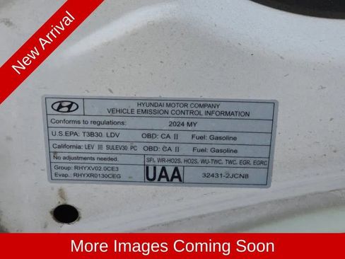 Used 2024 Hyundai Elantra SEL FWD image 9