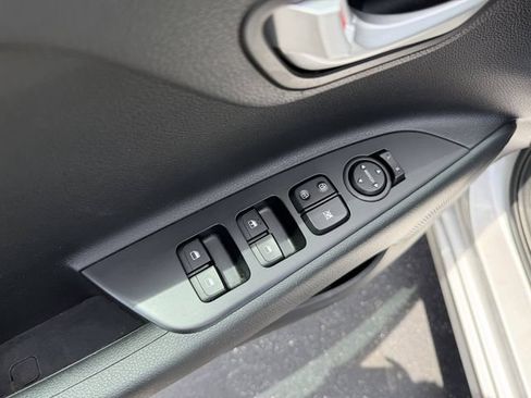 Used 2023 Kia Rio LX FWD image 13