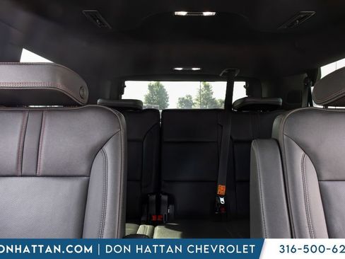 Used 2022 Chevrolet Tahoe RST w/ Luxury Package AWD/4WD image 19