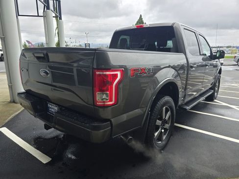 Used 2017 Ford F150 XLT w/ Equipment Group 302A Luxury image 5