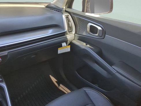 New 2026 Kia Sorento S image 25