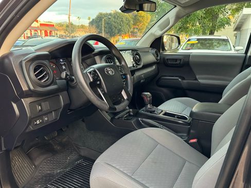 Used 2023 Toyota Tacoma SR AWD/4WD image 31