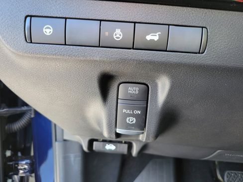 New 2025 Nissan Murano SL image 18