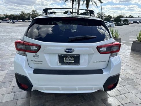Used 2022 Subaru Crosstrek 2.0i Premium w/ Moonroof Package image 3