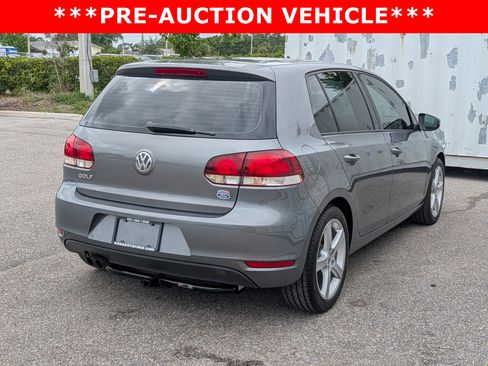 Used 2013 Volkswagen Golf 4-Door FWD image 4