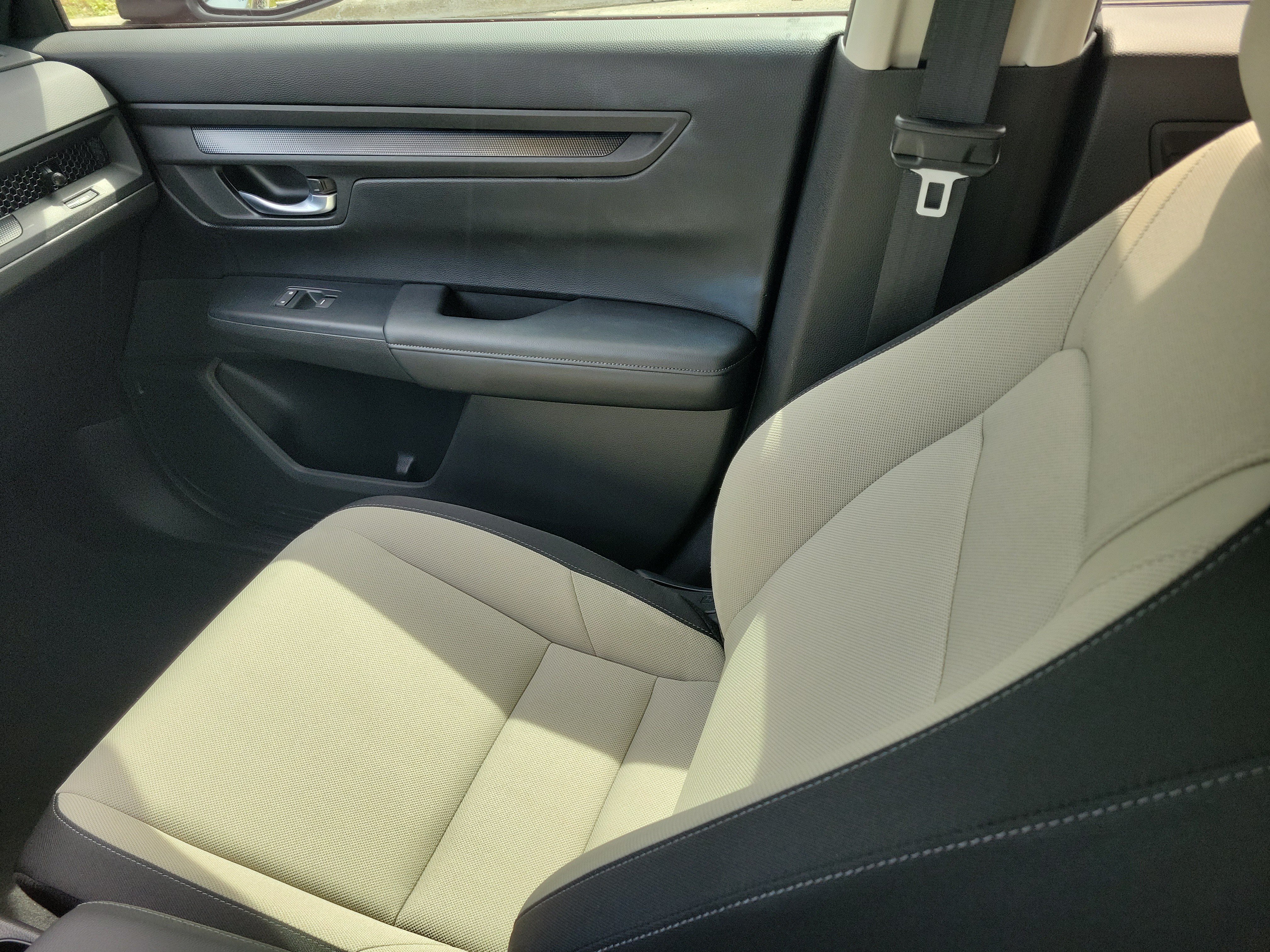 Used 2024 Honda CR-V EX image 17