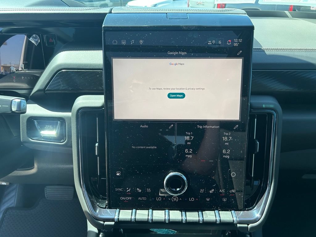New 2026 GMC Yukon XL AT4 AWD/4WD image 15