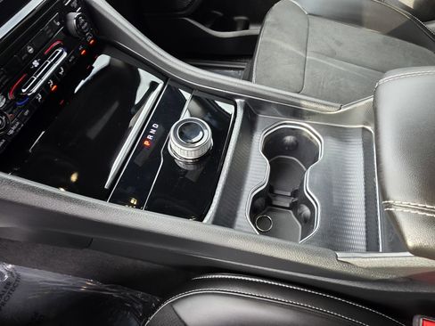 New 2025 Jeep Grand Cherokee Altitude RWD image 14