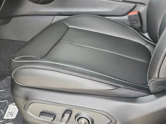 New 2025 Jeep Grand Cherokee L Limited w/ Black Appearance Package video 4