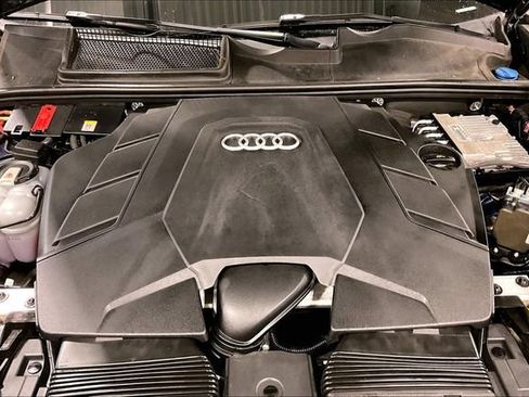 Used 2020 Audi Q8 Premium Plus w/ Premium Plus Package AWD/4WD image 10