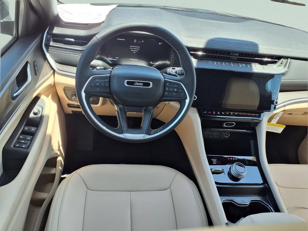 New 2026 Jeep Grand Cherokee Limited w/ Limited Altitude Package AWD/4WD image 14