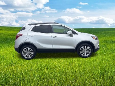 Used 2019 Buick Encore Preferred w/ Safety Package image 4