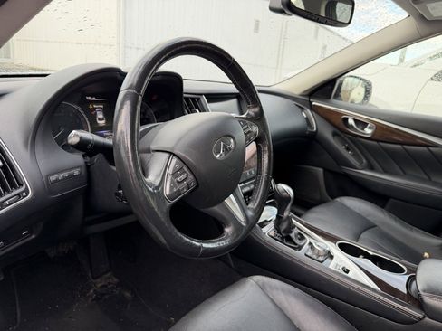 Used 2014 INFINITI Q50 Premium w/ Technology Package image 17