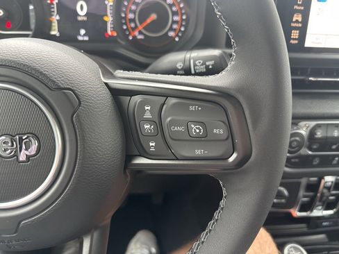 New 2025 Jeep Gladiator Sport image 64