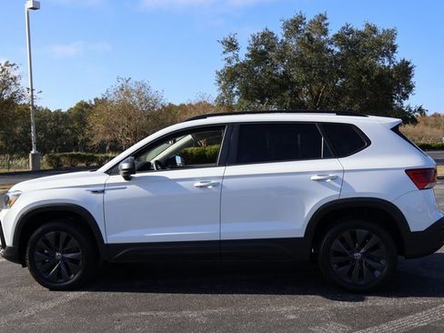 Certified 2024 Volkswagen Taos S image 5