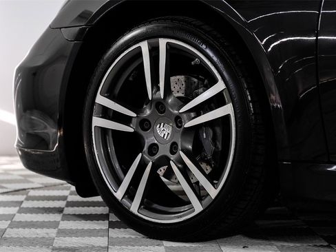 Used 2015 Porsche Cayman image 45