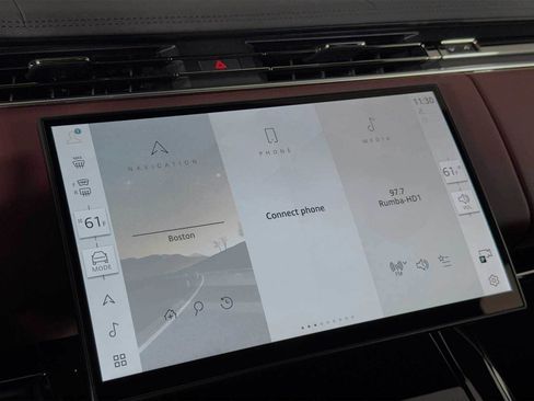 Used 2025 Land Rover Range Rover Sport Dynamic SE image 13