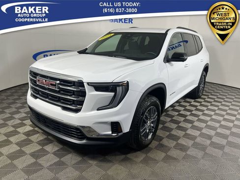 Used 2025 GMC Acadia Elevation image 1