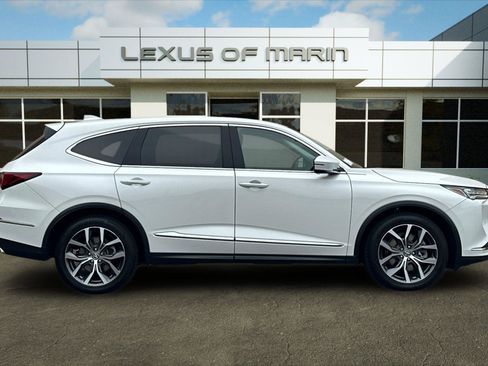 Used 2024 Acura MDX FWD w/ Technology Package image 8